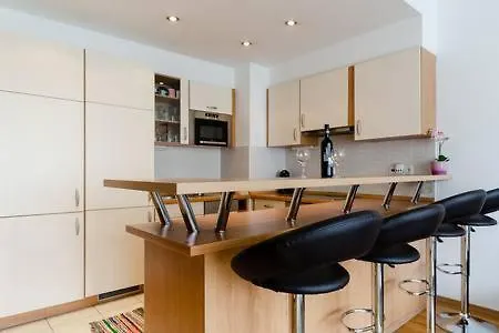 Flat At The Danube With Wellness Homestay
