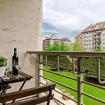 Ubytování v soukromí Flat At The Danube With Wellness *